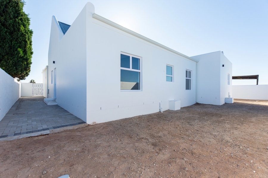 3 Bedroom Property for Sale in Lampiesbaai Western Cape